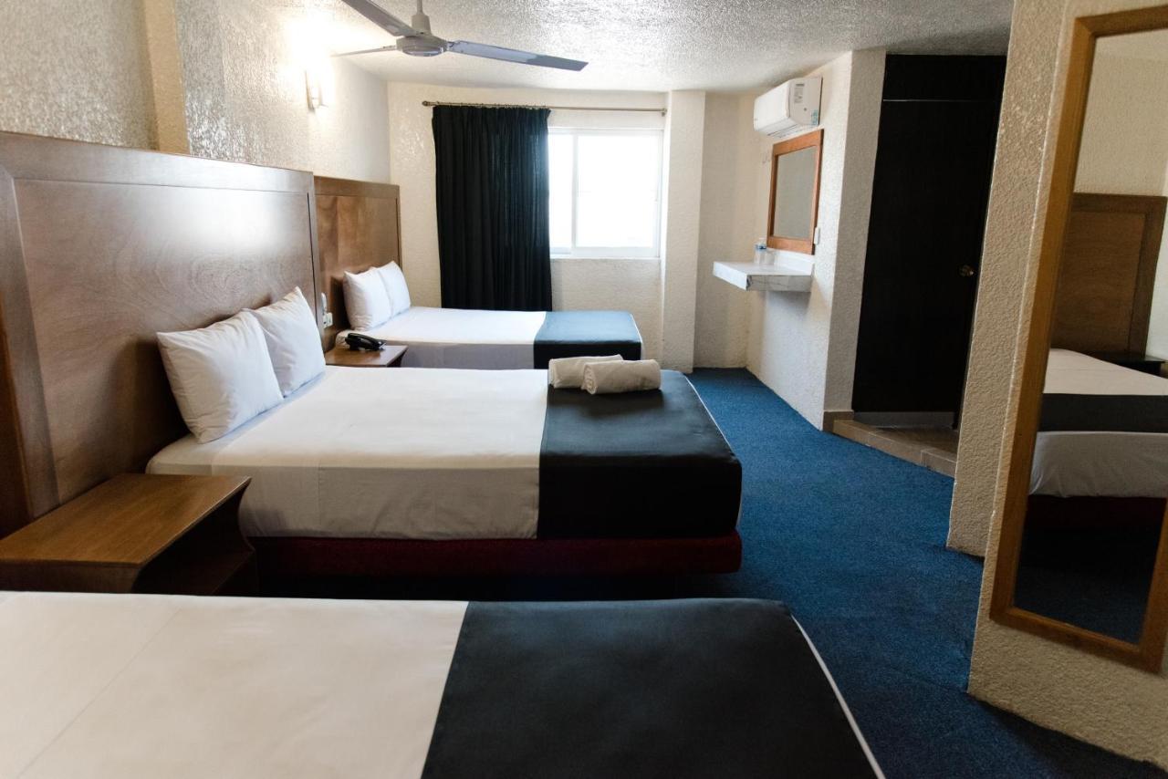 Hotel Central Irapuato - Hotel En Irapuato Ngoại thất bức ảnh
