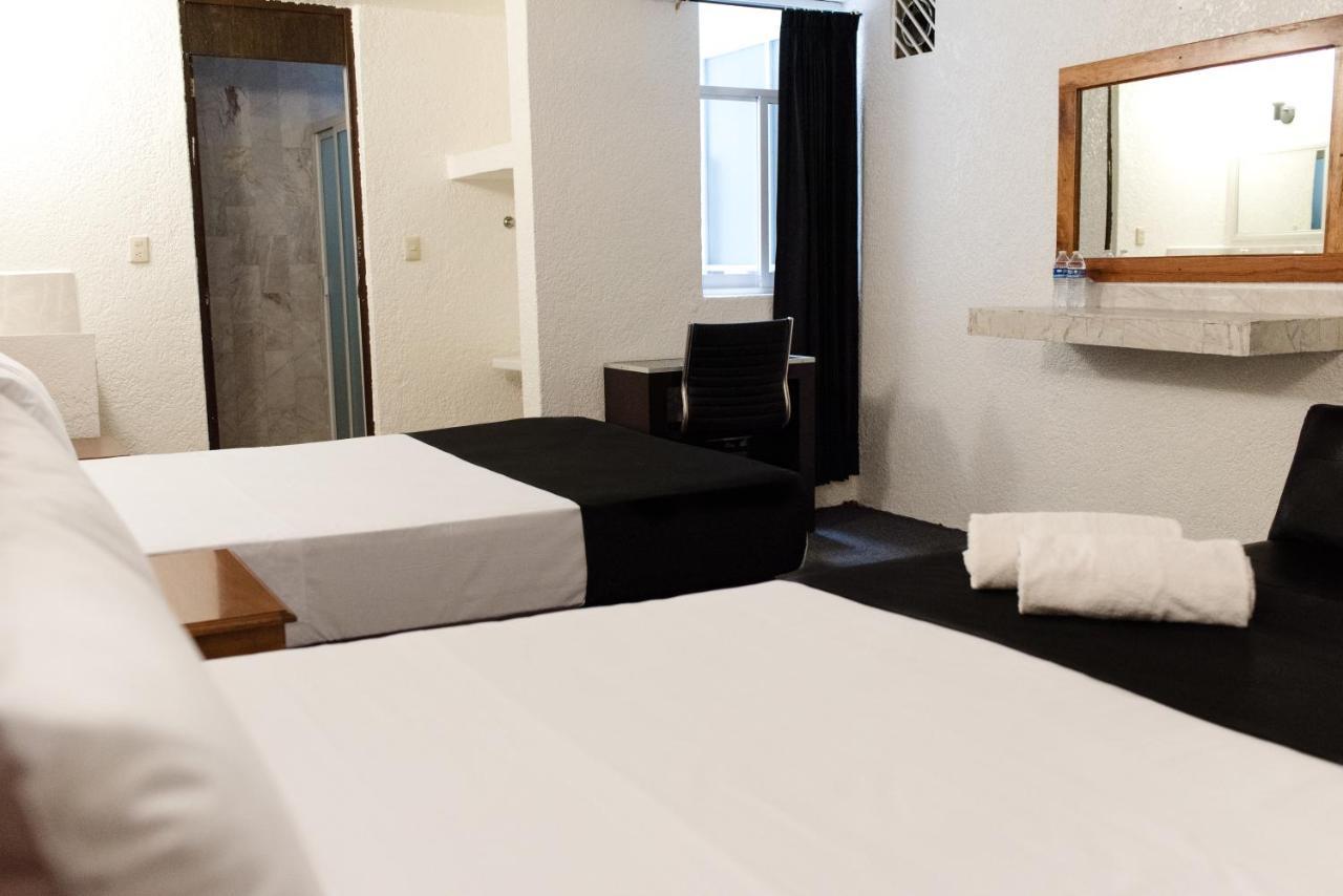 Hotel Central Irapuato - Hotel En Irapuato Ngoại thất bức ảnh